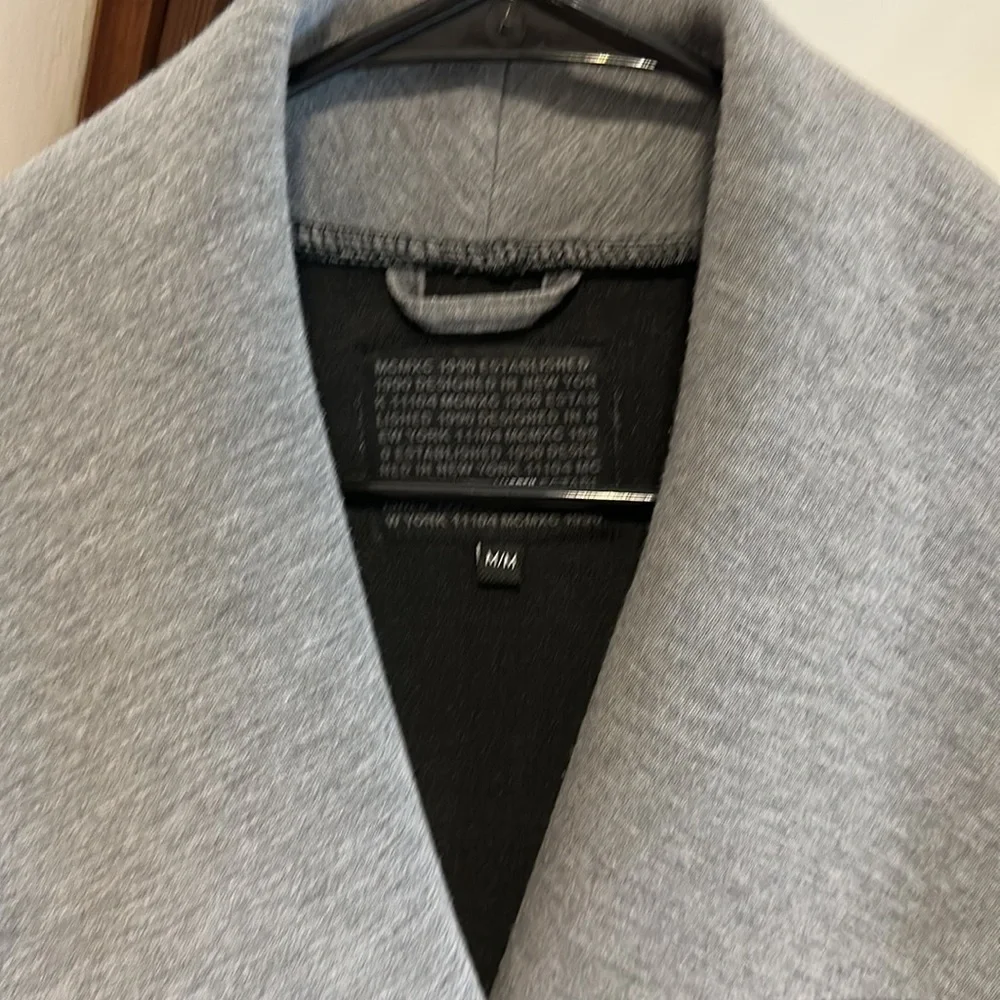 Steve Madden Women’s Belted Gray Winter Jacket size M - Picture 2 of 4